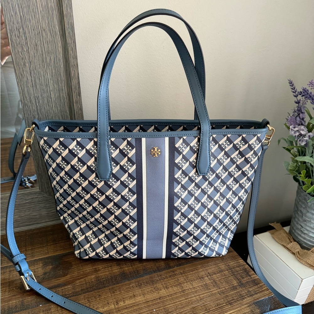 Tory Burch Blue and White handbag